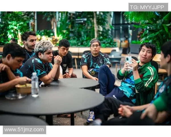 DOTA2战术深度解析：EDG战队的策略与执行全景剖析