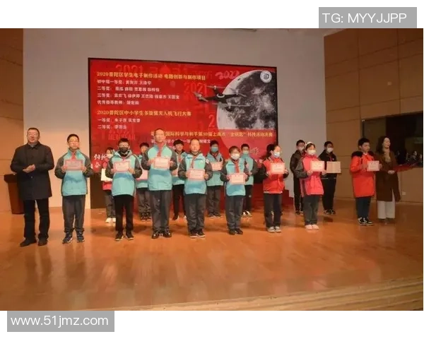 上海篮球队的奋斗历程与荣耀时刻全景纪实